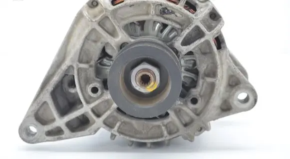 Mercedes-Benz GLA W156 Generator/alternator A0009063322 A000906332280