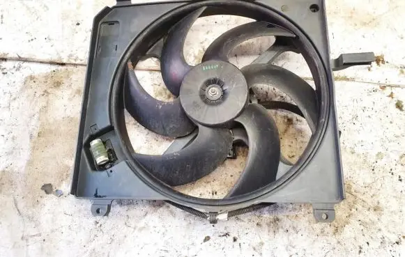 Fiat Marea Radiator cooling fan shroud 811300200 905700200