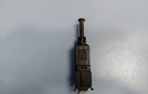 Clutch pedal sensor
