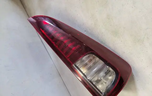 Renault Espace - Grand espace IV Rear/tail lights 8200394724