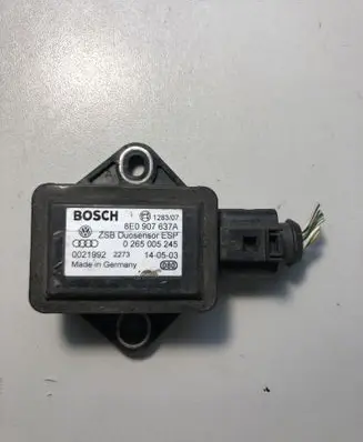Audi A4 S4 B6 8E 8H ESP acceleration yaw rate sensor 8E0907637A