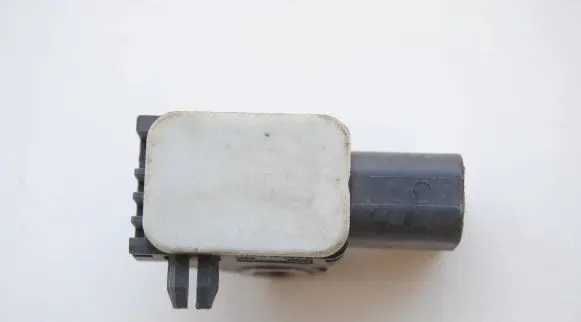 Volvo V70 Airbag deployment crash/impact sensor 31264395