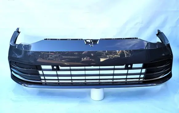 Volkswagen Golf VIII Front bumper 5H0807221J