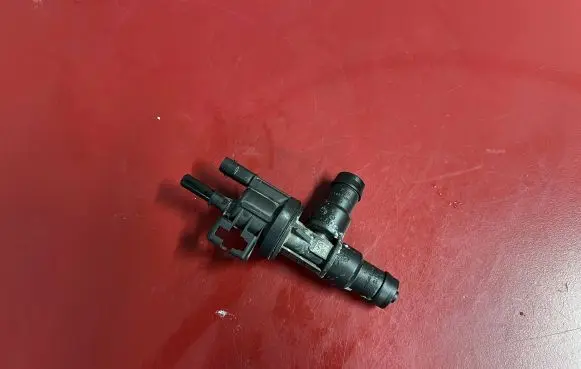 Vacuum valve