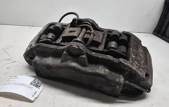 Audi Q7 4L Front brake caliper 1234