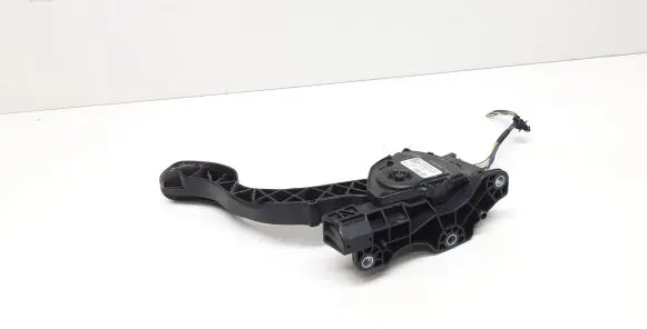 Volvo V70 Accelerator throttle pedal 6G929F836AD 6PV00922000