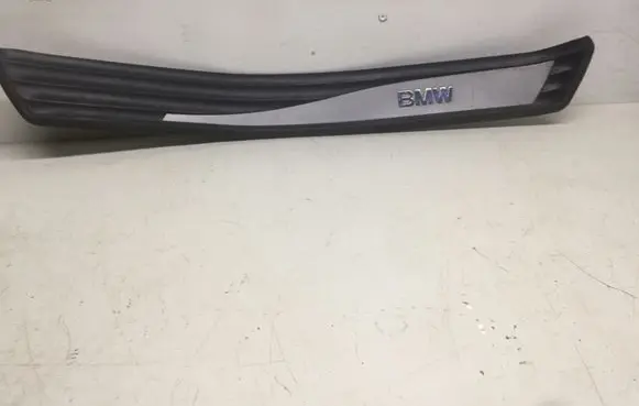 BMW 5 E60 E61 Side skirt rear trim 51477181011 51477074512 22339910