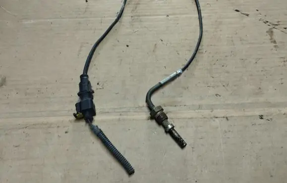 Fiat 500 Exhaust gas temperature sensor