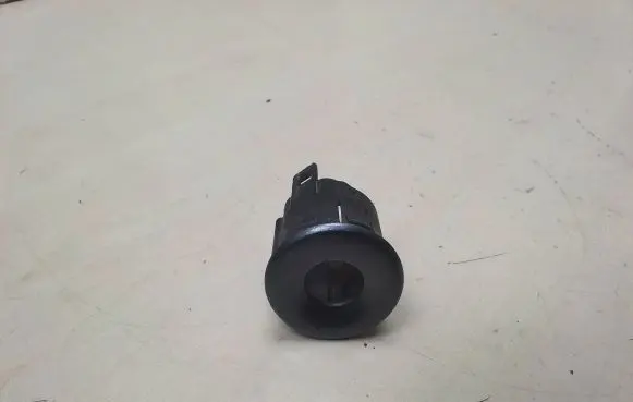Peugeot 407 Rear parking sensor holder (PDC) 9647556377