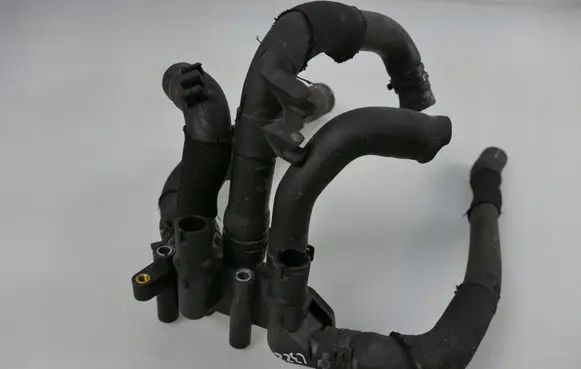 Land Rover Range Rover Sport L320 Engine coolant pipe/hose 6H4Q121144CD