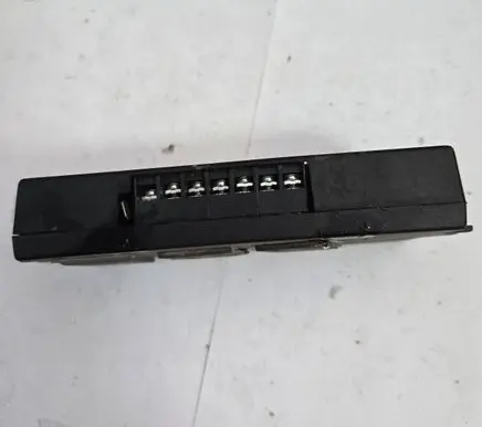 Toyota Avensis T270 Tow bar relay ZR1328B 5713PCT19