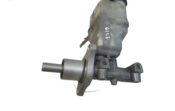 Peugeot 508 Master brake cylinder 9646980980 03350885121