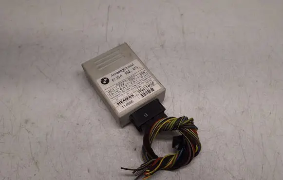 BMW 5 E60 E61 Tow bar trailer control unit/module 61356952615 61356944635 61356920353