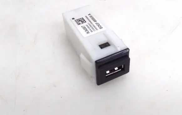 Mazda CX-30 USB socket connector BDGF669U0A