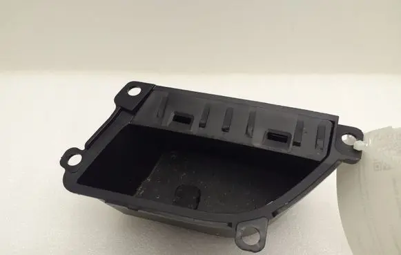 KIA Sportage Other front door trim element 82731F1000