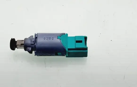 Renault Megane III Brake pedal sensor switch 253250007r
