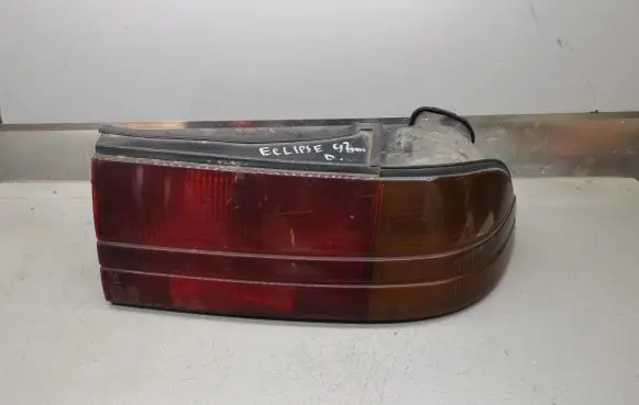 Mitsubishi Eclipse Rear/tail lights 0438554