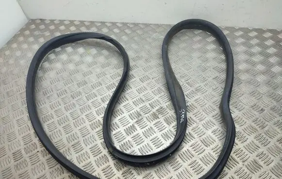 Ford Turneo Courier Front door rubber seal