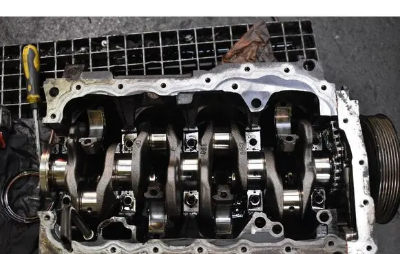 Renault Megane III Engine block F9Q