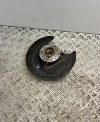 Peugeot 5008 II Rear wheel hub 9820098380