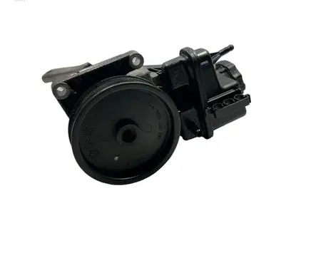 Mercedes-Benz C W204 Power steering pump A0064661501 7693900509