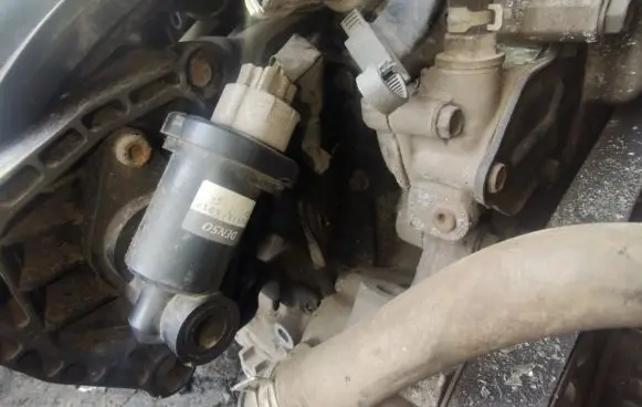 Honda FR-V Idle control valve (regulator) 0120106010