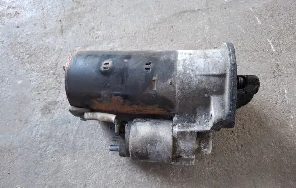 Volvo XC70 Starter motor
