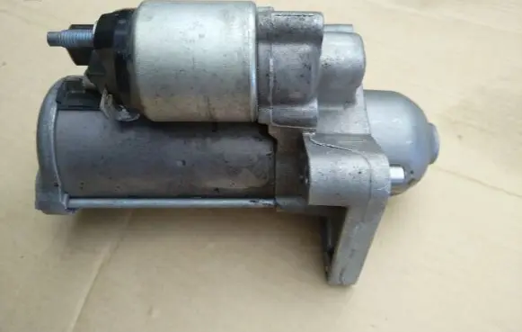 Peugeot 3008 II Starter motor 9830507480