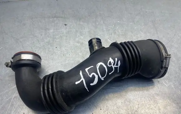 Peugeot Partner Turbo air intake inlet pipe/hose 9656953680
