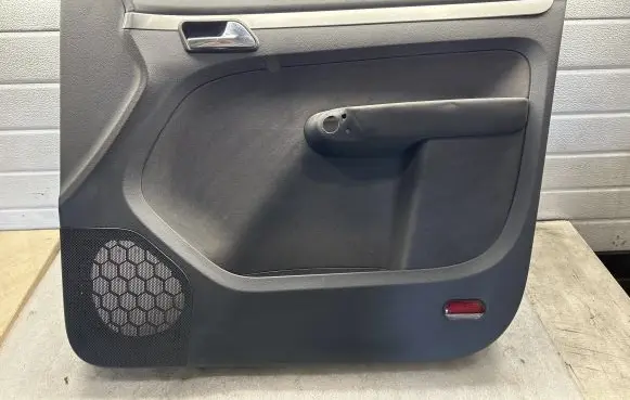 Volkswagen Touran I Front door card panel trim 1T12867012012