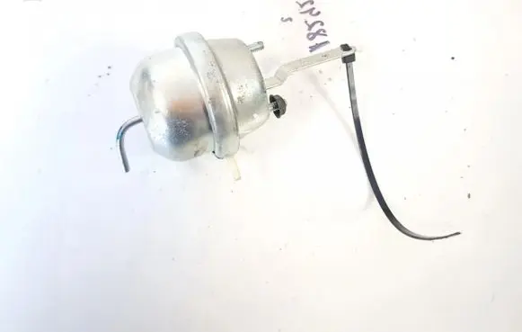 Ford Mondeo MK II Valve vacuum 3613513