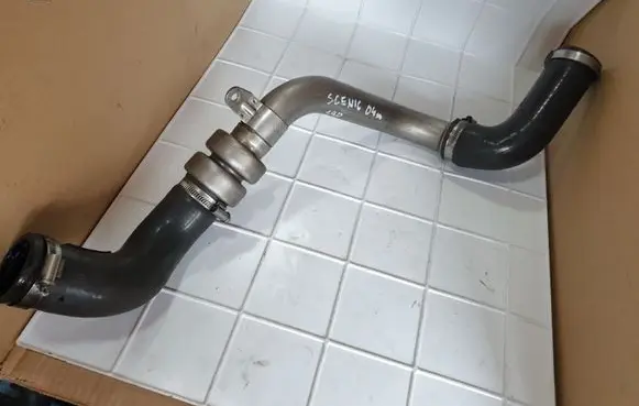 Renault Scenic II - Grand scenic II Intercooler hose/pipe 8200246222A