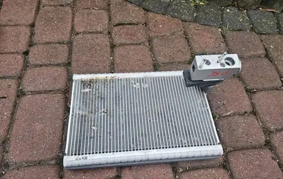 Opel Combo E Air conditioning (A/C) expansion valve A.311.023.00
