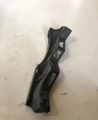 Volkswagen PASSAT B6 Front bumper mounting bracket 3C0807890