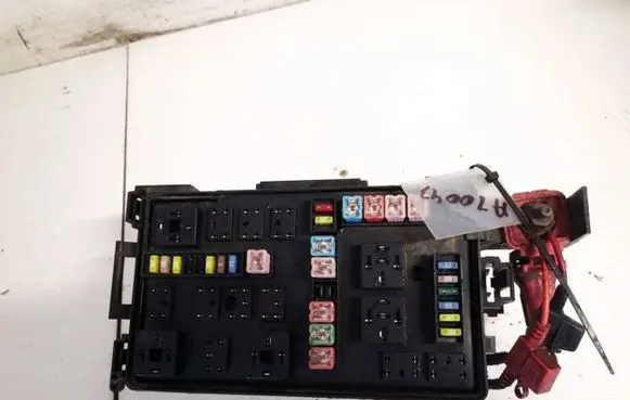 Dodge Magnum Fuse box set 16238ac 16238acna-1