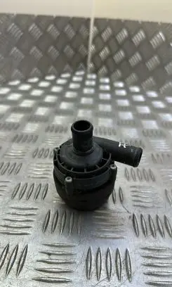 Mercedes-Benz ML W164 Electric auxiliary coolant/water pump A2118350028