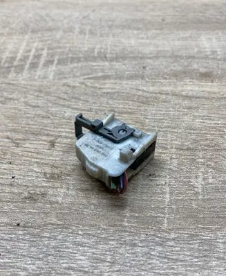 Mercedes-Benz E W210 Plug wire 0005454430