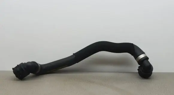 Mercedes-Benz E W213 Engine coolant pipe/hose A2135017400