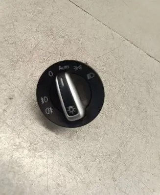 Light switch