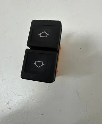 Citroen Xsara Picasso Electric window control switch