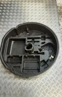 Audi A4 S4 B7 8E 8H Spare wheel section trim 8E9012109F
