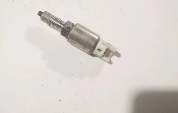 Brake pedal sensor switch