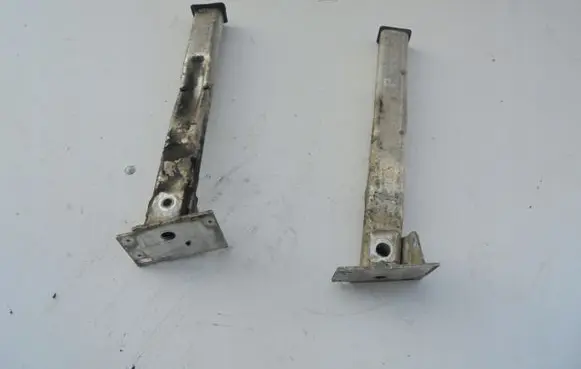 Peugeot 5008 Front bumper support beam 