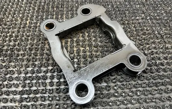 Citroen DS5 Front bumper mounting bracket 9800655380