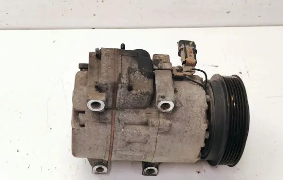 KIA Sportage Air conditioning (A/C) compressor (pump) F500DX9FA10