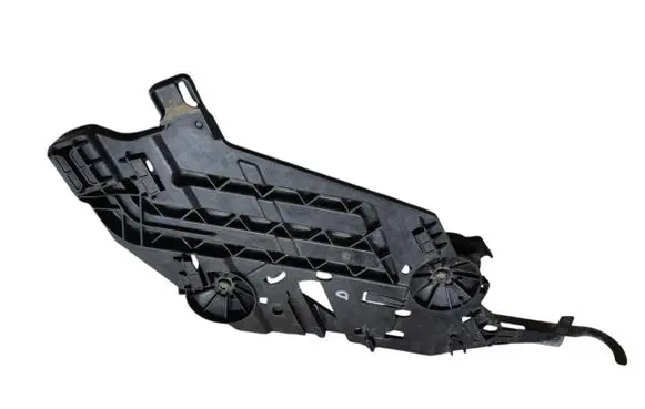 Skoda Octavia Mk2 (1Z) Headlight/headlamp mounting bracket RE17035202