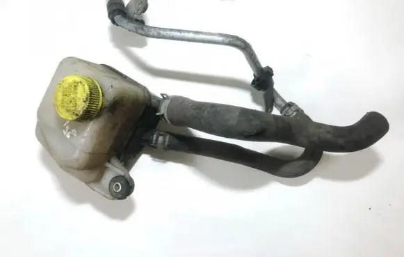 Mazda 323 Power steering fluid tank/reservoir