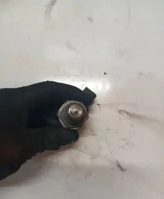 Volkswagen PASSAT B6 Fuel pressure regulator 0928400768