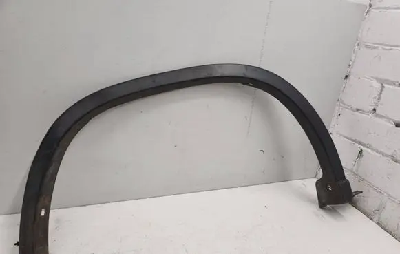 Nissan X-Trail T30 Rear arch trim 76856JG00A