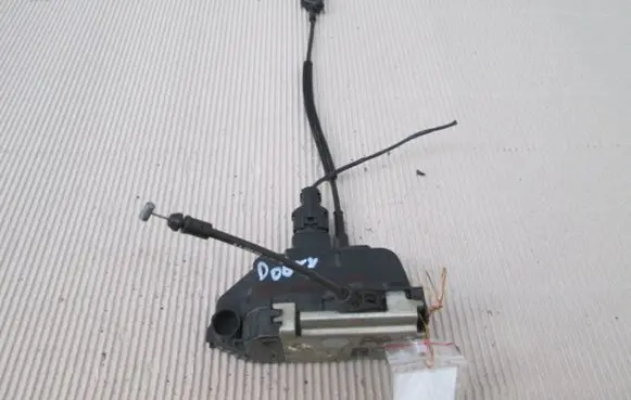 Renault Laguna II Front door lock